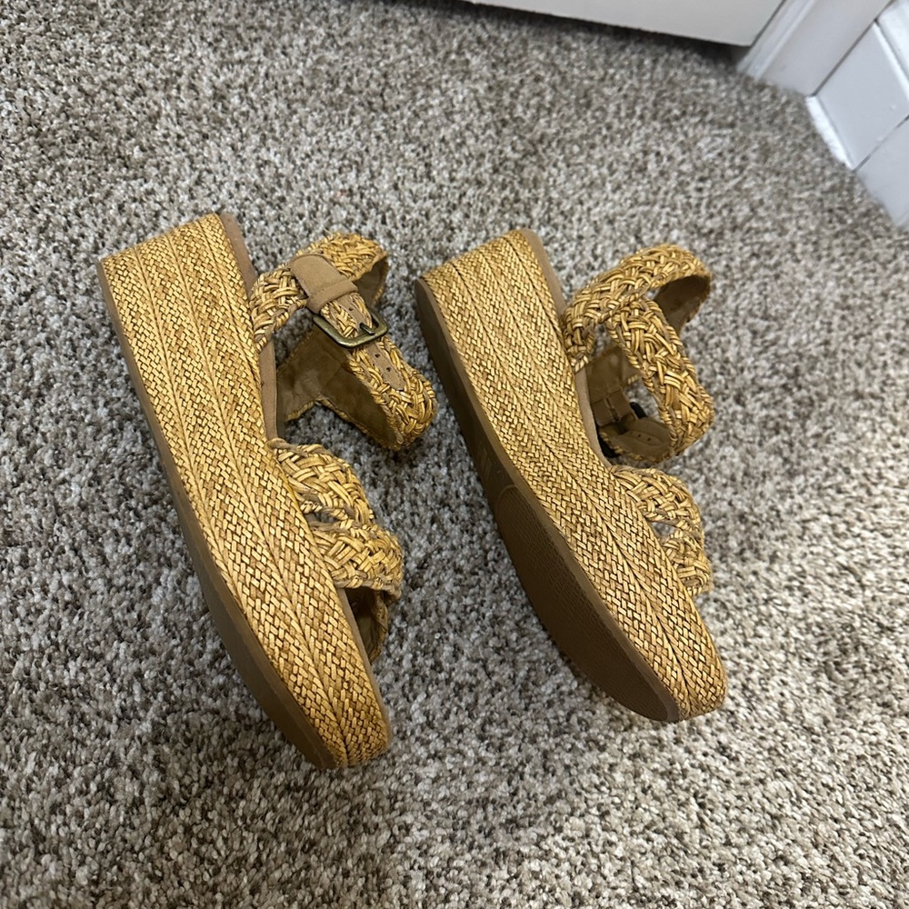 Stuart Weitzman Straw Espadrilles - image 4